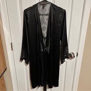 Victoria’s Secret Black Lace Robe